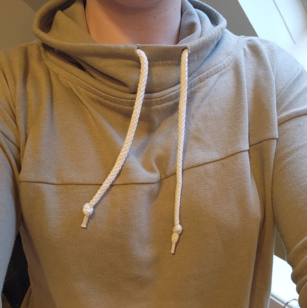 Army Green Sweatshirt with high neck